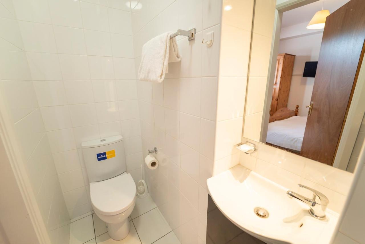 Charming City Centre Guest House Galway Ngoại thất bức ảnh